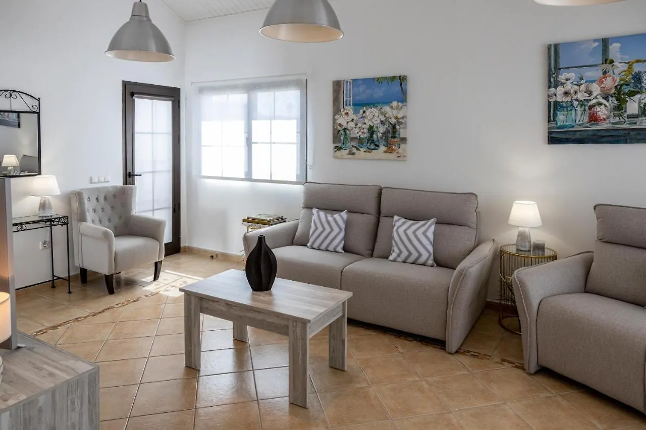 Ideal For Family Holidays, Near Beach And Golf- Casa James La Guirra
