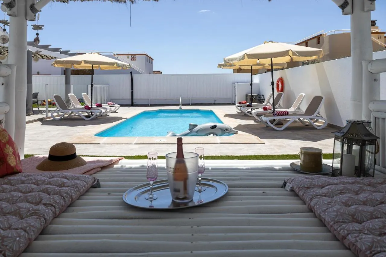 Ideal For Family Holidays, Near Beach And Golf- Casa James La Guirra 스페인